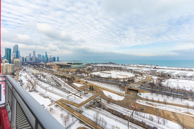 bird's eye view with a water view