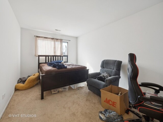 living room featuring ceiling fan and wood-type flooring