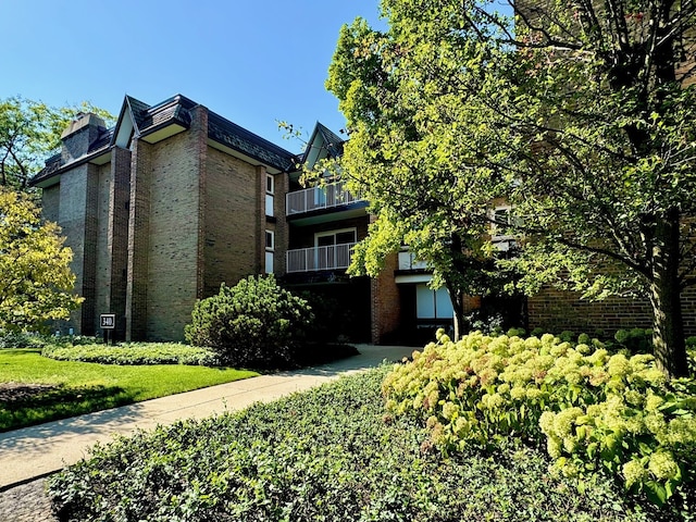 view of building exterior