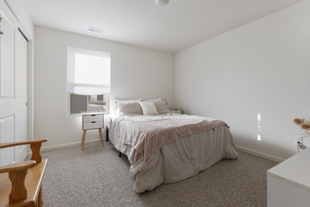 bedroom featuring carpet flooring