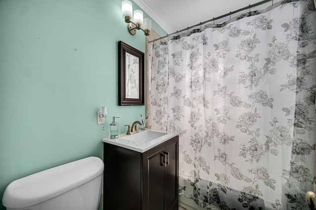 full bathroom with shower / bath combination with curtain, crown molding, vanity, and toilet