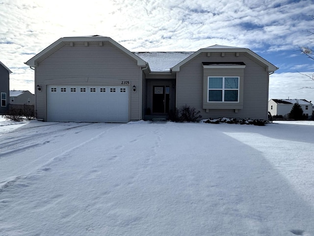 view of front facade featuring a garage