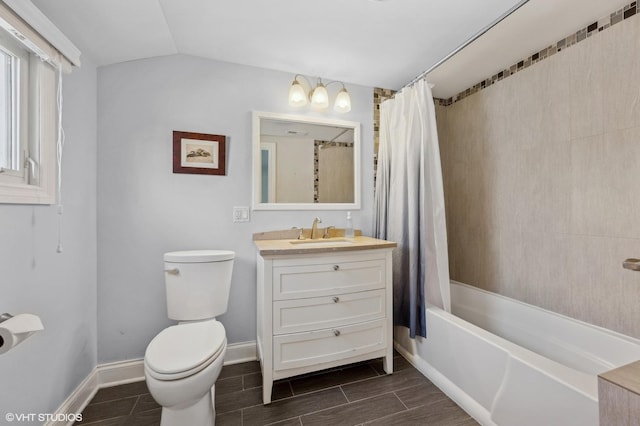 full bathroom with shower / bathtub combination with curtain, vanity, lofted ceiling, and toilet