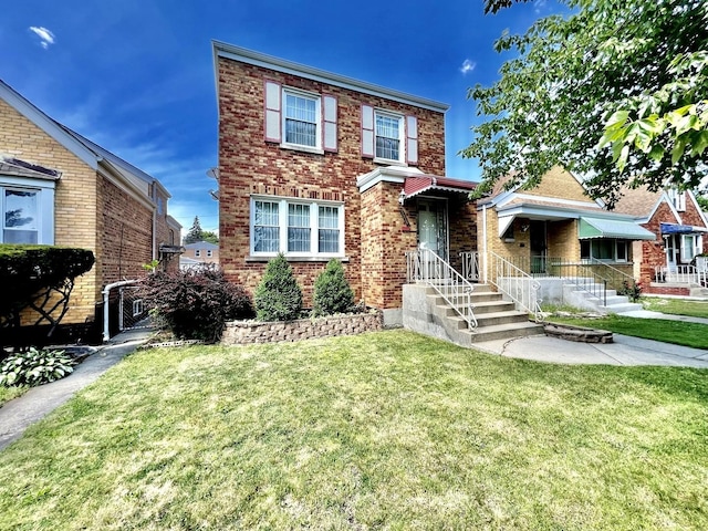 view of front facade featuring a front lawn