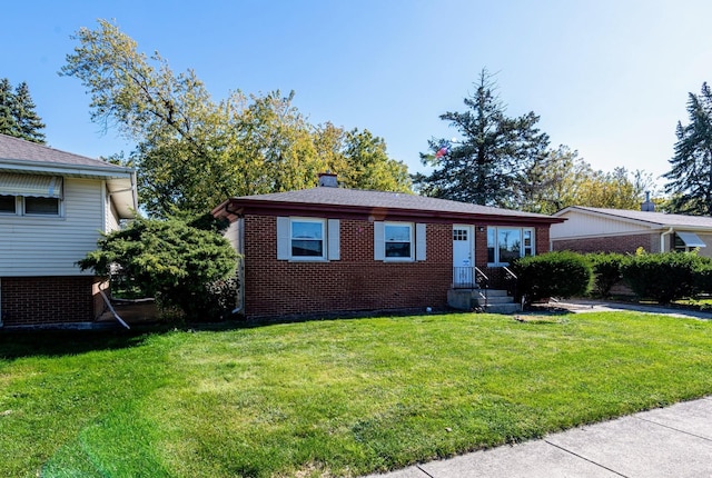 view of front of house with a front yard