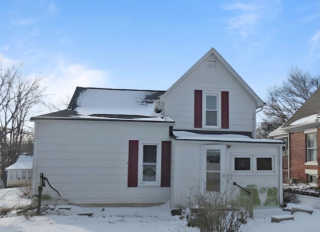 285 Fulton Pl, Canton, IL 61520 - view of front of property
