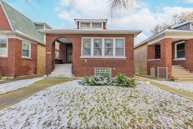 Listing photo 2 for 8631 S Loomis Blvd, Chicago IL 60620