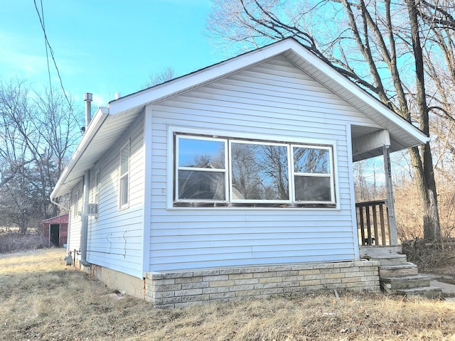 view of side of home