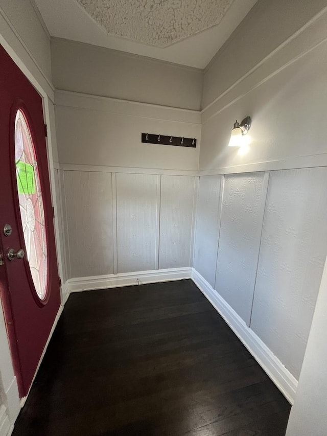 foyer featuring dark hardwood / wood-style floors