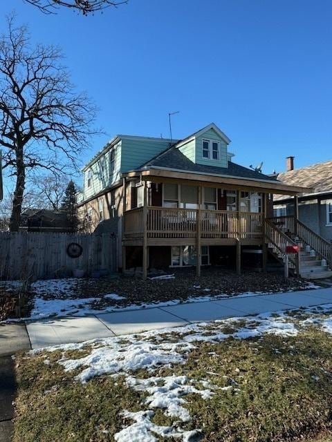 view of front of house with a porch