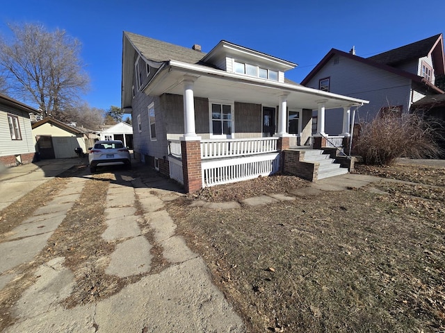 view of front of house with a porch