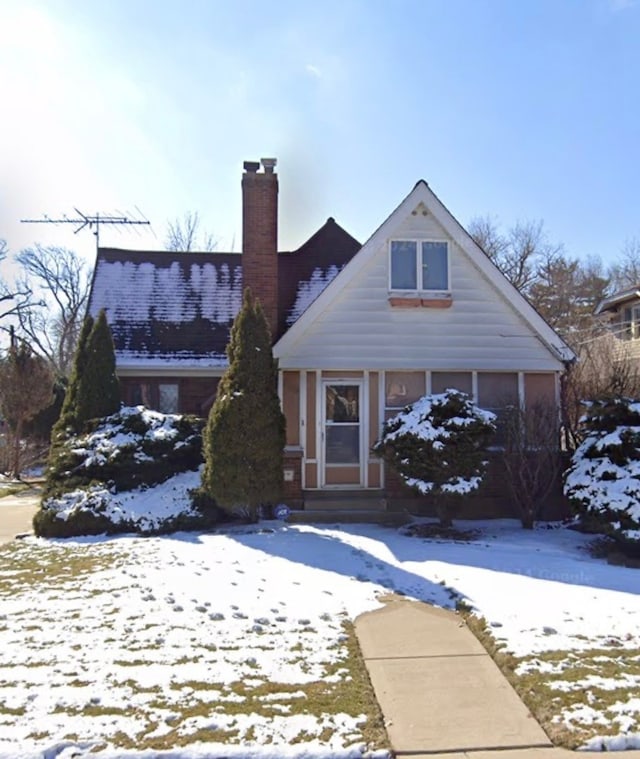 view of front of home