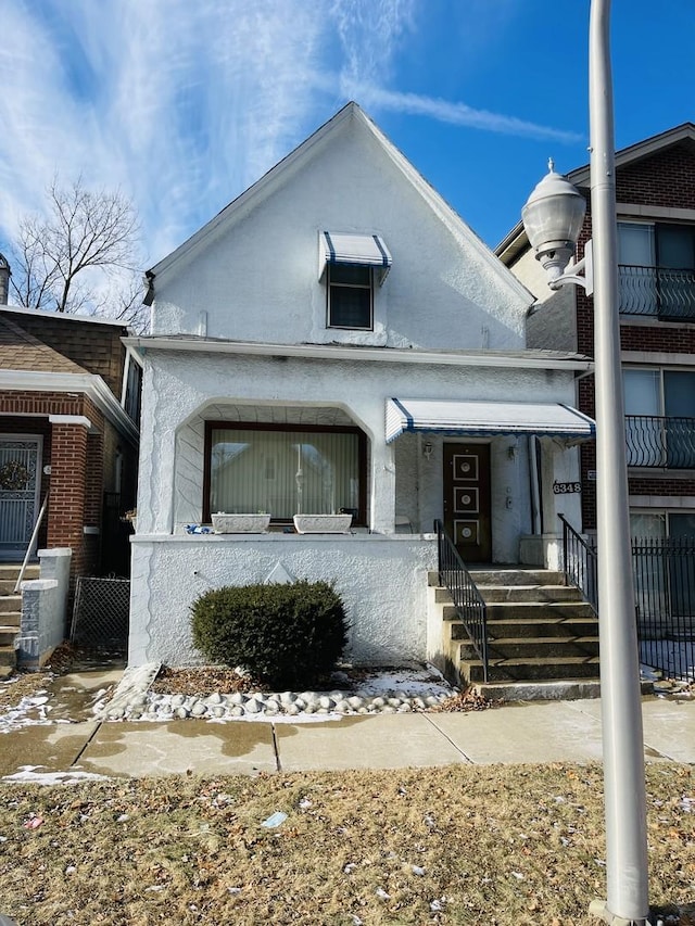 view of front of home