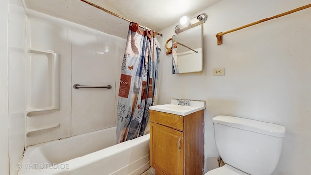 full bathroom featuring vanity, toilet, and shower / bath combo with shower curtain