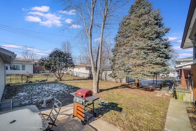 view of yard with a patio