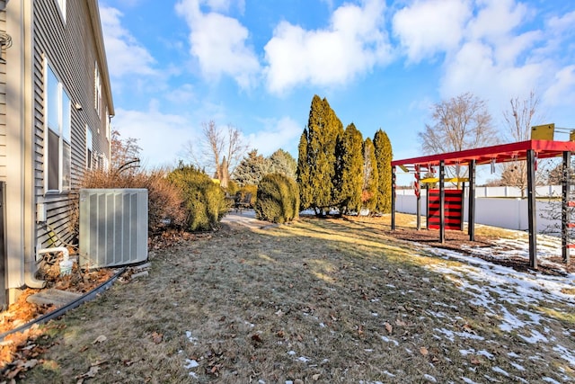 view of yard featuring cooling unit