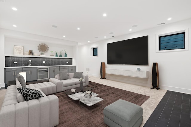 living room featuring indoor wet bar and beverage cooler