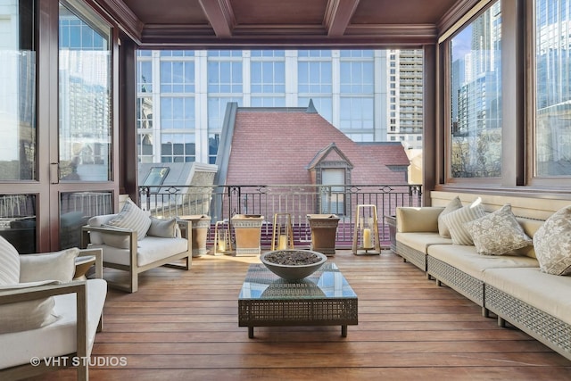 915 N Dearborn St, Chicago, IL 60610 - sunroom with beamed ceiling and coffered ceiling