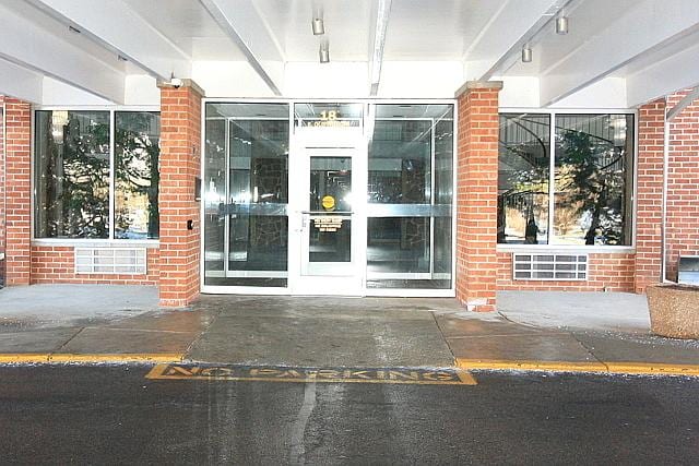 entrance to property featuring a patio area