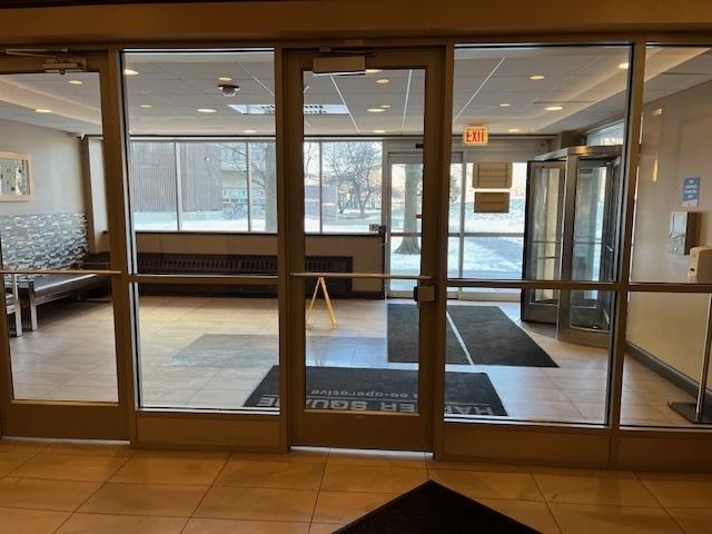 entryway featuring tile patterned floors