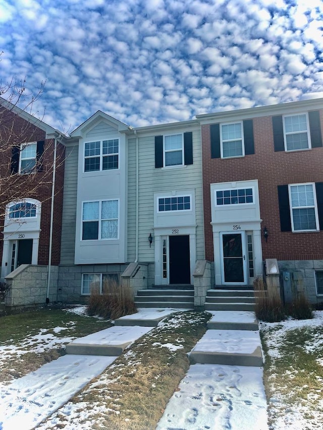 view of townhome / multi-family property