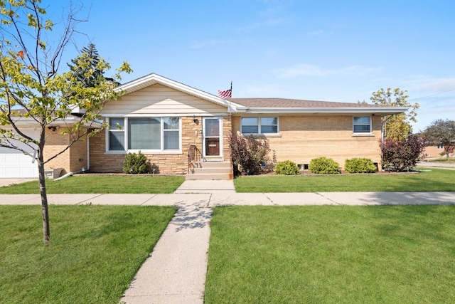 view of front of home with a front lawn