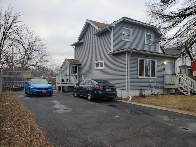 view of front of property