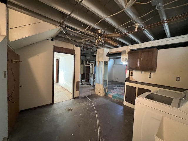 basement with washing machine and dryer