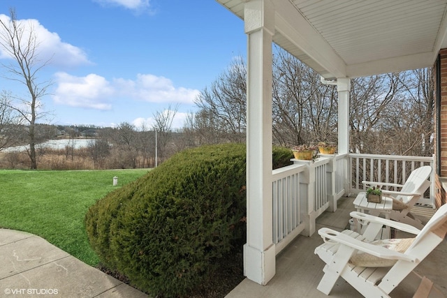 view of patio featuring a porch