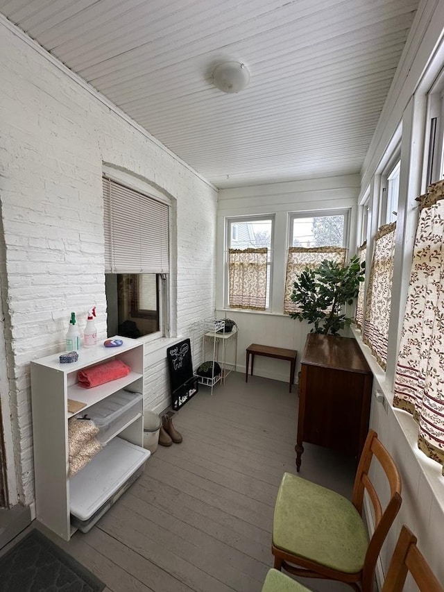 view of sunroom / solarium