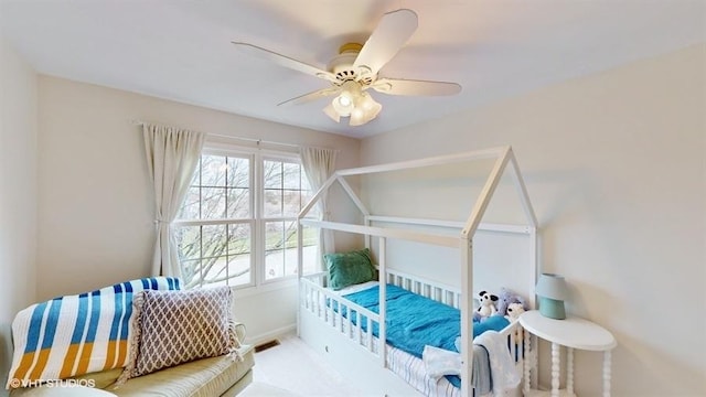 bedroom featuring ceiling fan