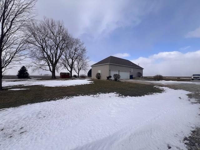 521 E 2700 N Rd, Deland, IL 61839 - exterior space with a garage
