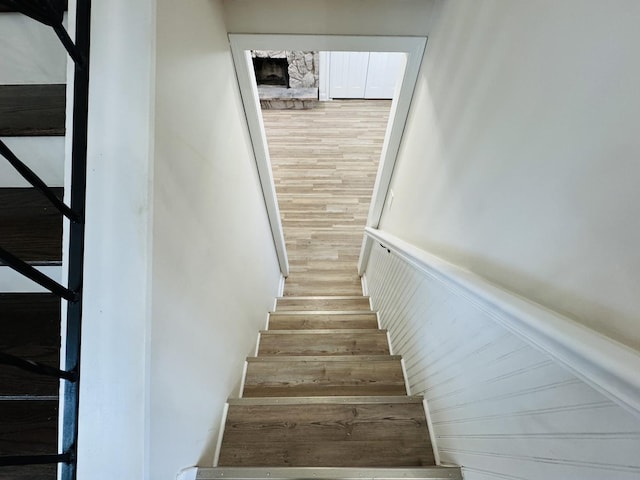 18947 Ridgewood Ave, Lansing, IL 60438 - stairs with wood finished floors