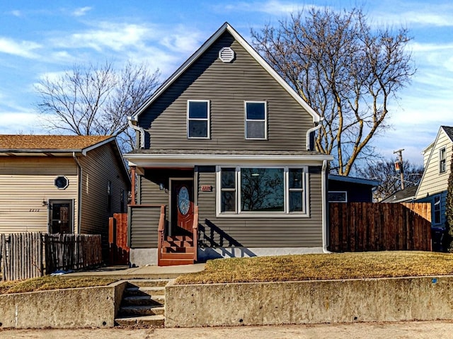 view of front of property