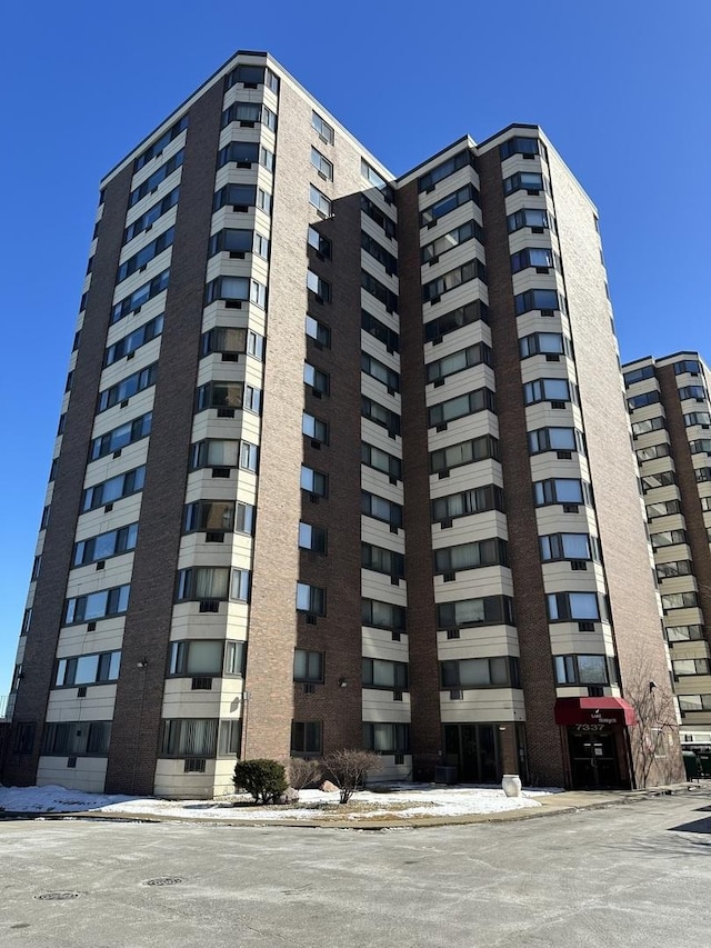 7337 S S Shore Dr Unit 503, Chicago, IL 60649 - view of building exterior