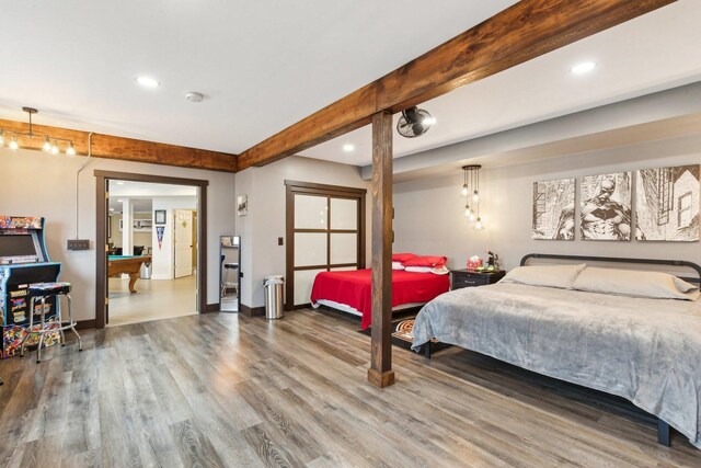 rec room featuring recessed lighting, baseboards, ornamental molding, and pool table