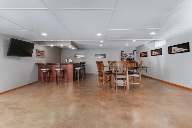 dining room with bar