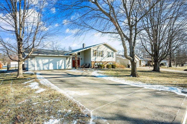 view of front of house featuring a garage