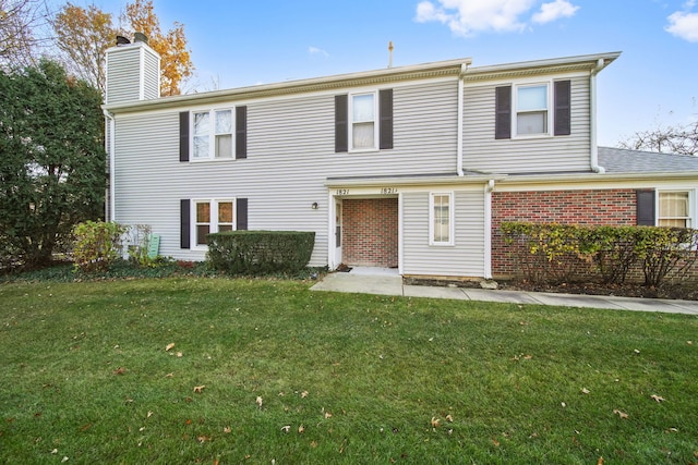 view of front of house featuring a front yard