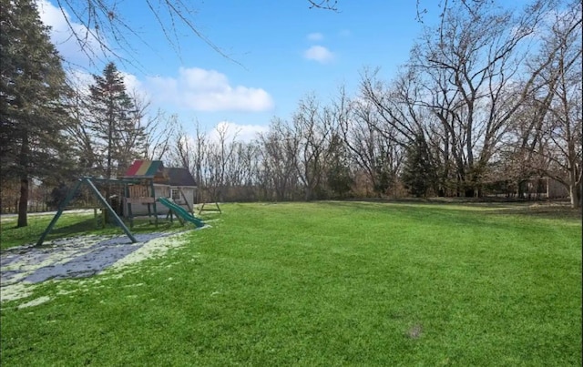 view of yard featuring a playground