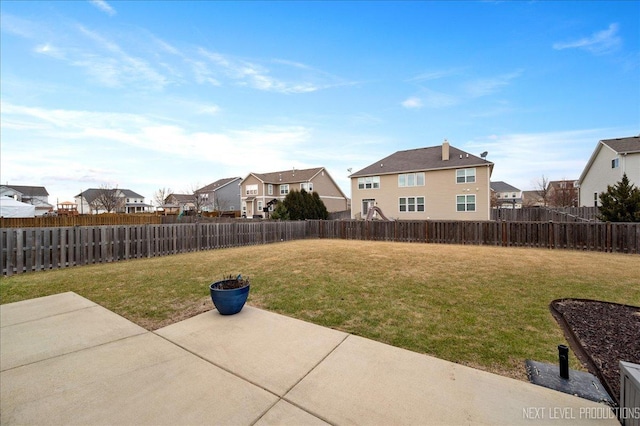 view of yard with a patio