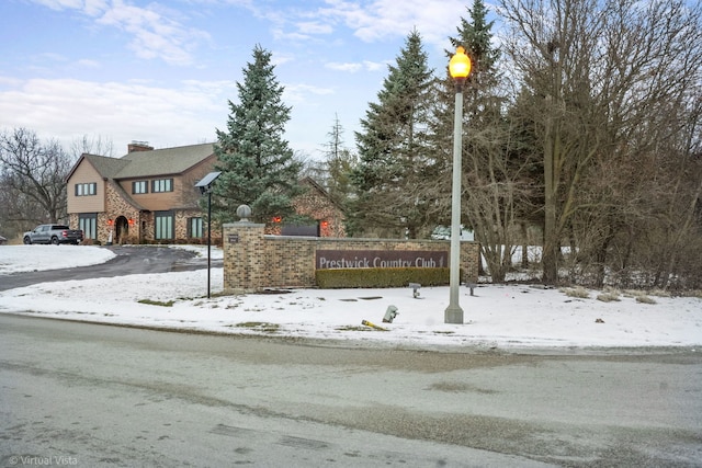 view of front of home