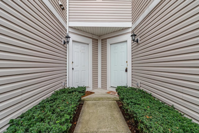 view of property entrance