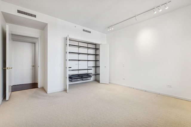 unfurnished bedroom featuring carpet flooring