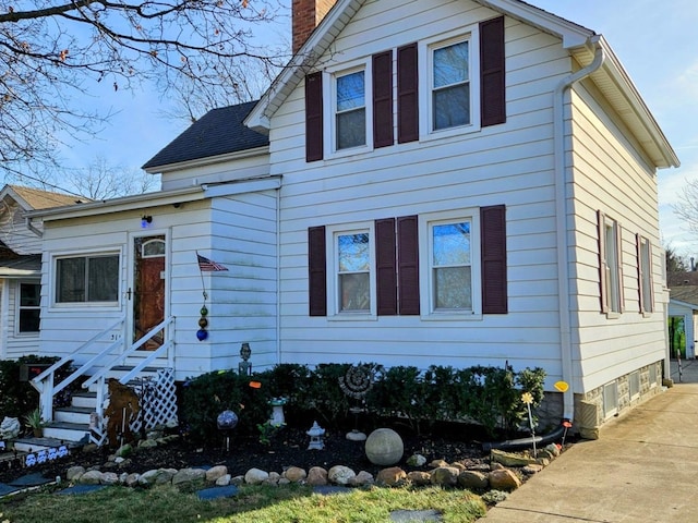 view of front facade