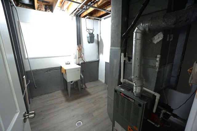 utility room featuring sink