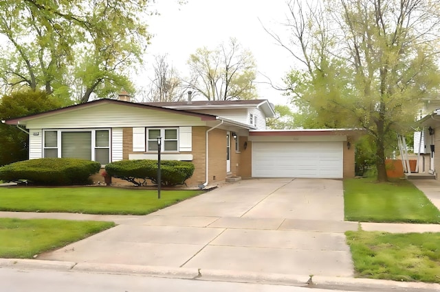 223 W Rainbow Dr, Glenwood, IL 60425 - photo 1