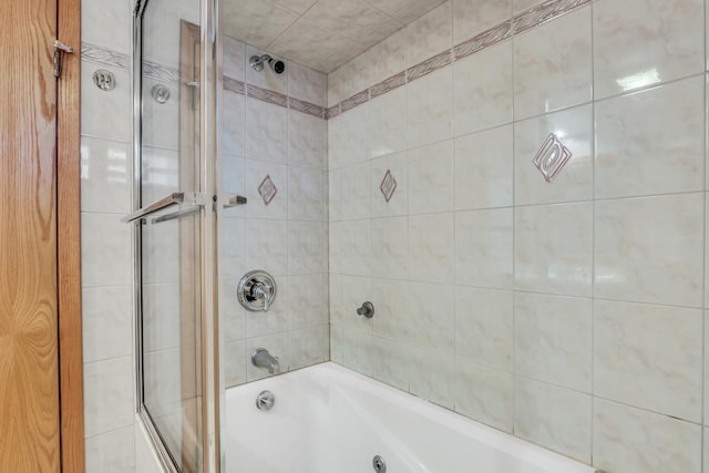 4850 N Crescent Ave, Norridge, IL 60706 - full bathroom featuring shower / bath combination with glass door