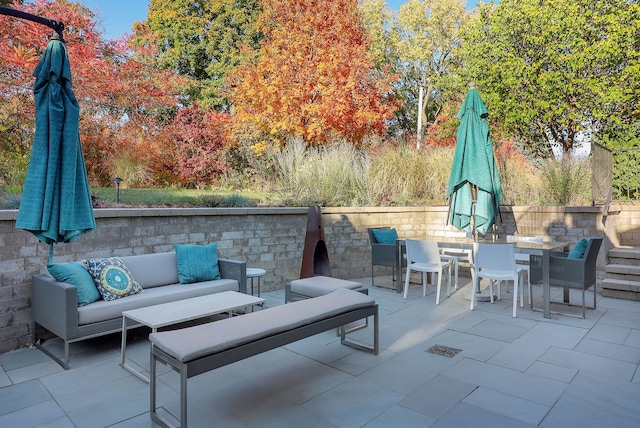 view of patio / terrace featuring an outdoor hangout area