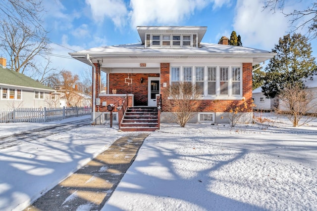 view of front of home with covered porch